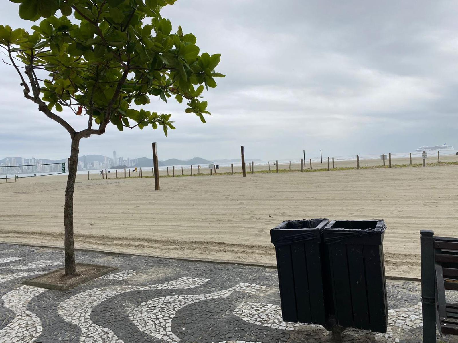 Excelente Ap Pe Na Areia Vista Mar Lägenhet Balneário Camboriú Exteriör bild